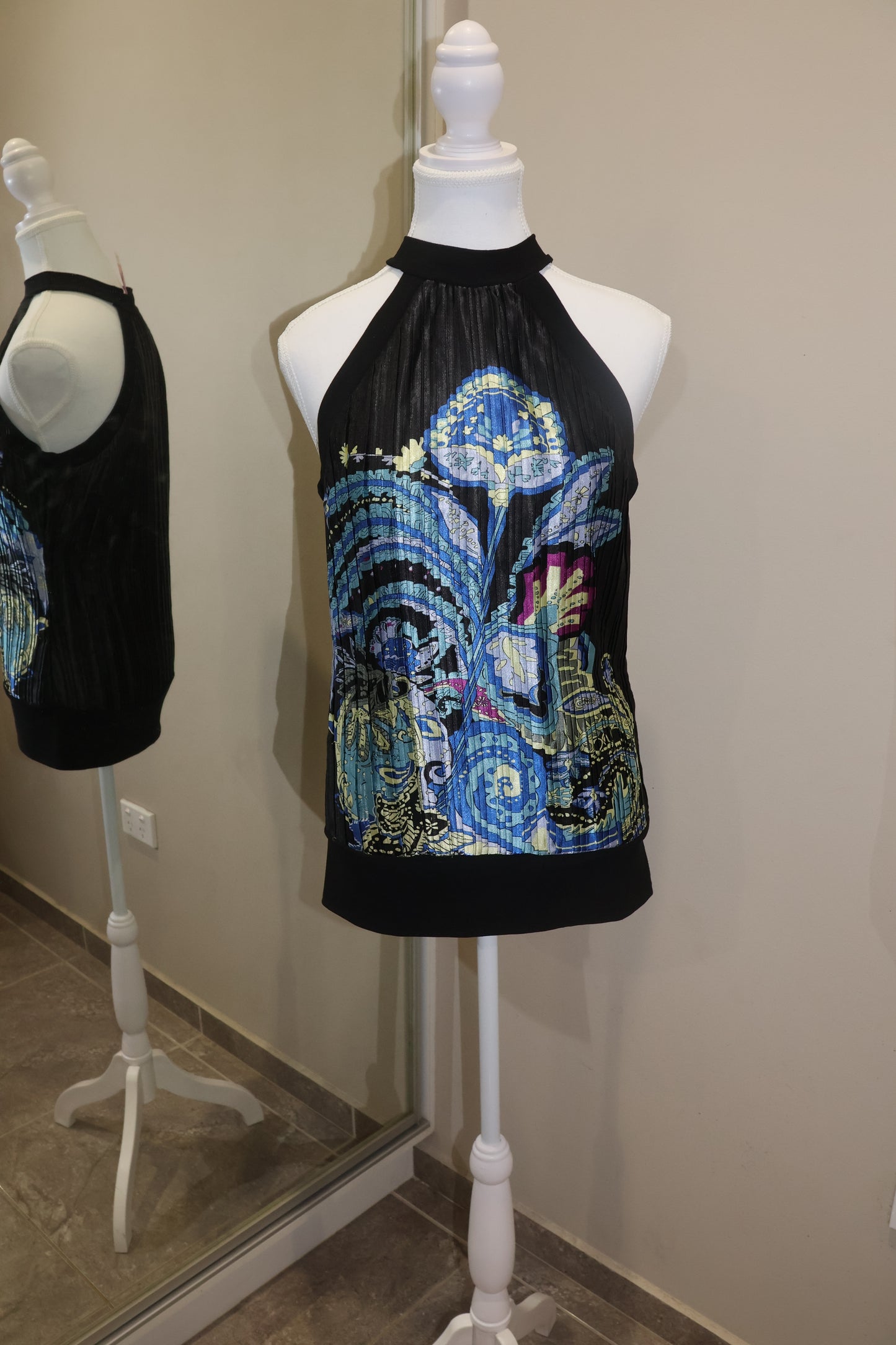 Pucci style halter!