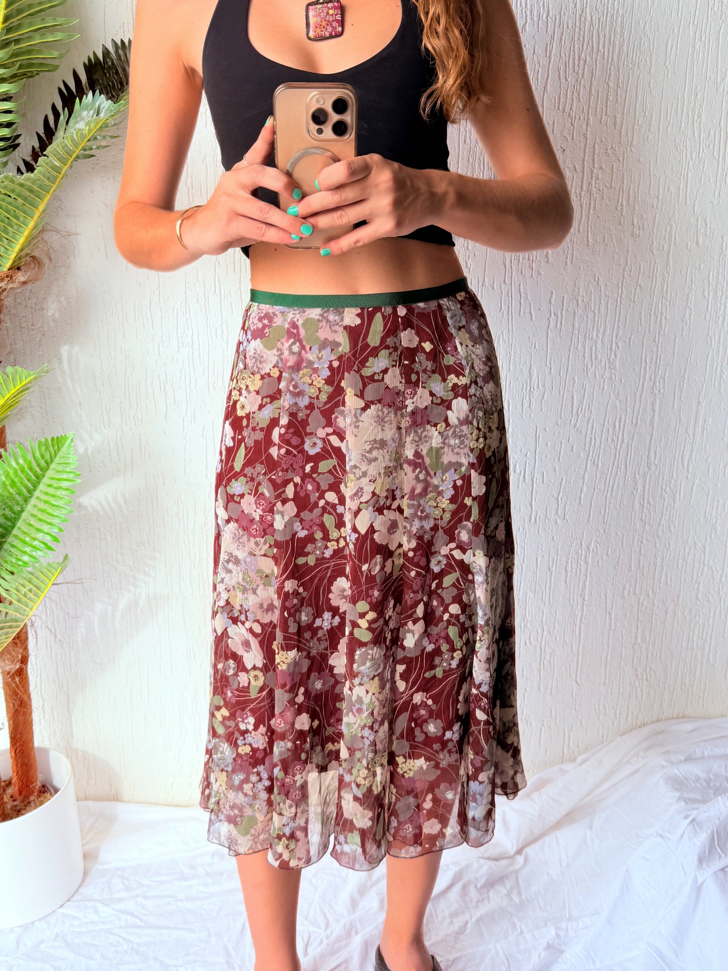 Floral midi with green waste-band - Size 6/8