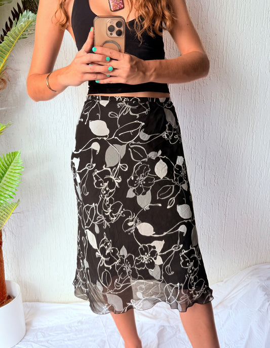 Black floral midi skirt with lining - Size 6-8